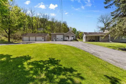 5534 Tellier Rd, Arcadia, NY 14513