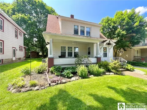 137 Weeks St, Jamestown, NY 14701