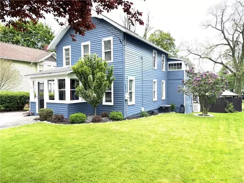 117 Oak St, Geneva, NY 14456