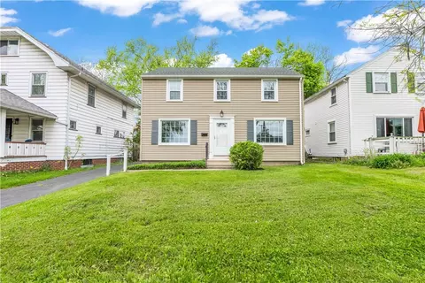 20 Irvington Rd, Rochester, NY 14620