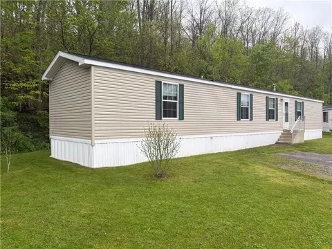 2014 Factory Hollow Rd #5, Lima, NY 14485