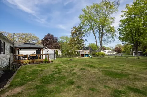 Exterior - 788 Dewitt Rd, Webster, NY 14580 photo 10 of 12