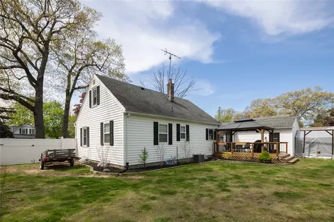 Exterior - 788 Dewitt Rd, Webster, NY 14580 photo 6 of 12