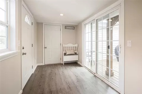 Entry Way - 788 Dewitt Rd, Webster, NY 14580 photo 2 of 2