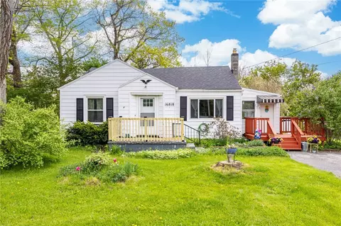 16818 Ridge Rd, Murray, NY 14470