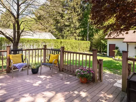 Exterior - 586 List Ave, Irondequoit, NY 14617 photo 9 of 11