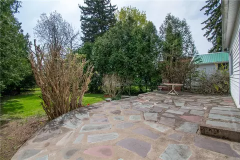 Exterior - 66 Broad St, Lyons, NY 14489 photo 4 of 12