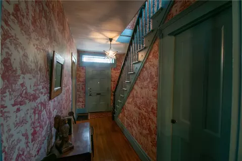 Entry Way - 66 Broad St, Lyons, NY 14489 photo 1 of 6