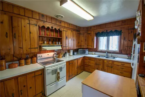 Kitchen - 66 Broad St, Lyons, NY 14489 photo 2 of 3