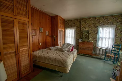 Bedroom - 66 Broad St, Lyons, NY 14489 photo 3 of 5