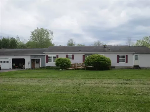 2035 Mills Rd, Waterloo, NY 13165