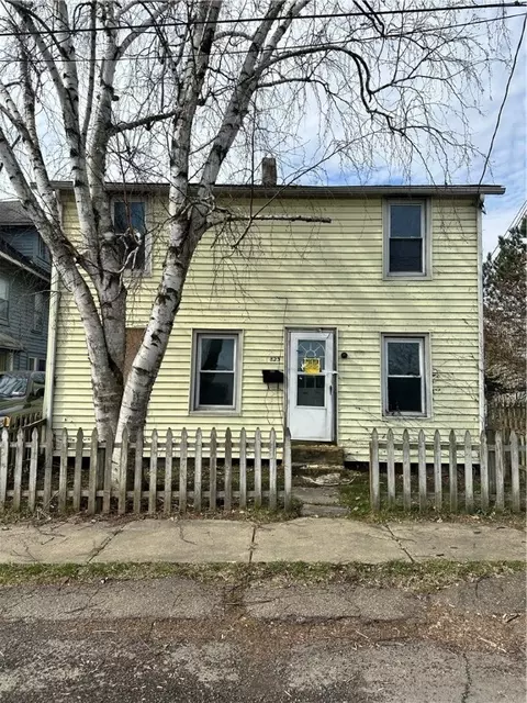 823 Canal St, Elmira, NY 14901