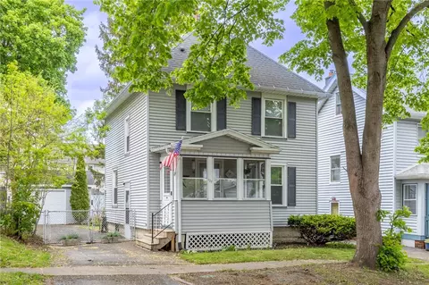 127 Middlesex Rd, Rochester, NY 14610