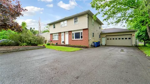 7 Bennett Ave, Bloomfield, NY 14469