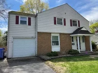 167 Rogers Pkwy, Irondequoit, NY 14617