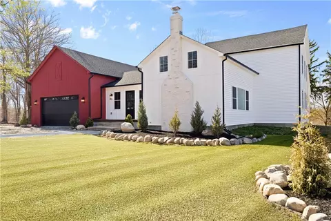6509 Rush Lima Rd, Honeoye Falls, NY 14472