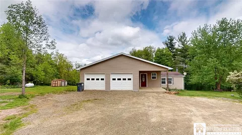 3336 Salisbury Rd, Jamestown, NY 14701