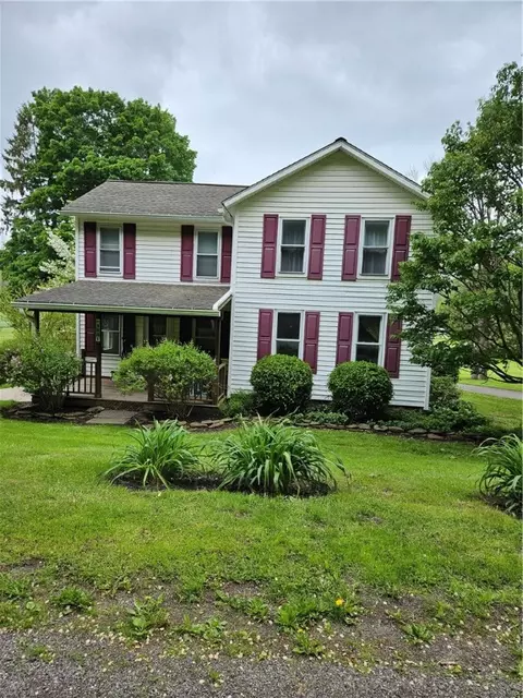 4231 Cauwels Rd, Arcadia, NY 14505