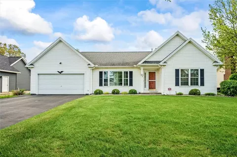47 Kaye Park Ter, Gates, NY 14624