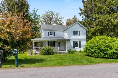 6681 Maxwell Rd, Sodus, NY 14551