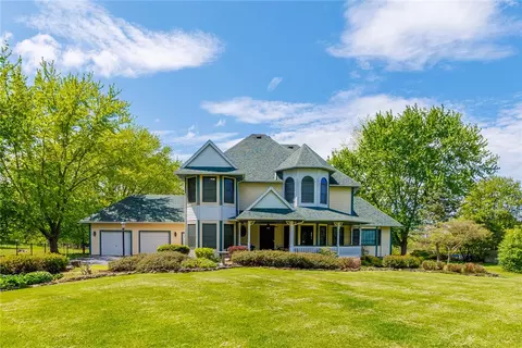 877 Gallup Rd, Spencerport, NY 14559