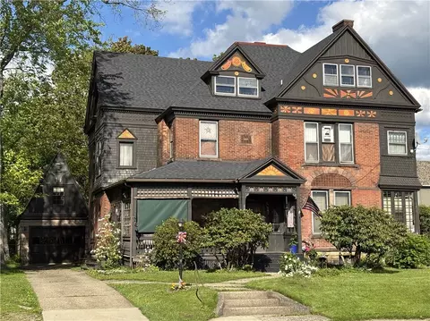 110 Edgar James St, Kane, PA 16735