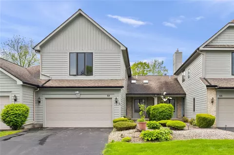 64 Wood Run Cmns, Greece, NY 14612