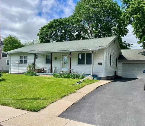 8 Birch St, Oneonta, NY 13820