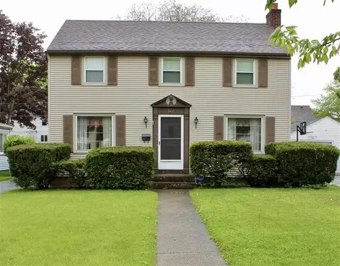 311 N Rogers Pkwy W, Irondequoit, NY 14617