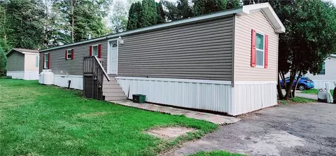 116 Tidd Cir, Farmington, NY 14425