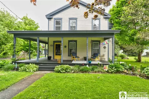 25 Academy St, Westfield, NY 14787