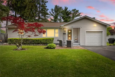 170 Impala Dr, Irondequoit, NY 14609