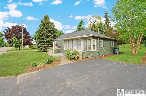 178 W Main St, Westfield, NY 14787