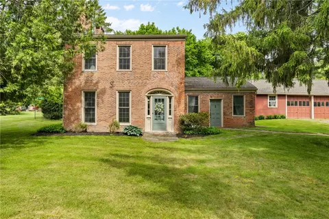 11 Caledonia Ave, Wheatland, NY 14546