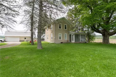 11241 State Route 21, Wayland, NY 14572