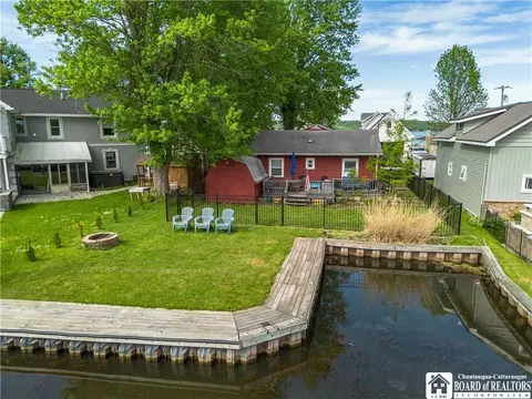 2481 Lakeside Dr, Busti, NY 14710