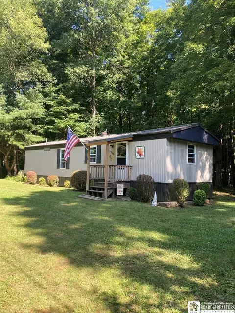11968 Sawmill Run Rd, South Valley, NY 14738