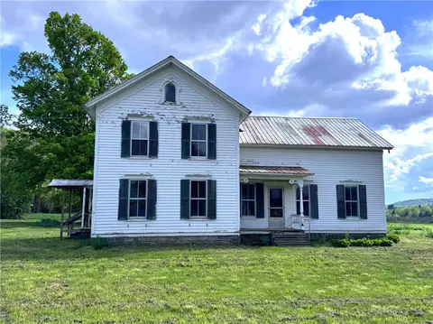 220 Arnold Rd, Burlington, NY 13315