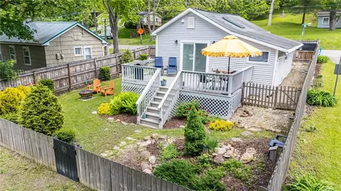 5088 E Lake Rd, Richmond, NY 14471