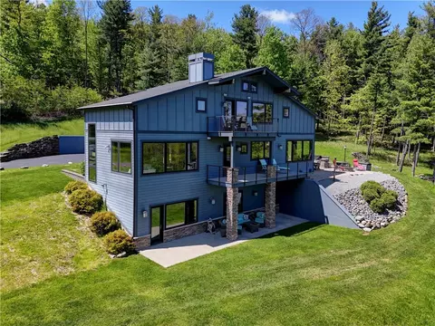 8763 Greyton H Taylor Memorial Dr, Urbana, NY 14840