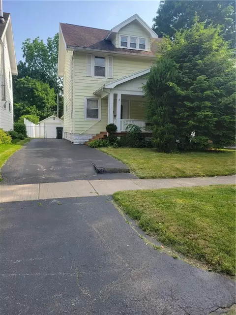 235 Congress Ave, Rochester, NY 14611