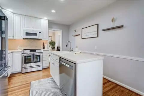 99 Hoover Rd, Irondequoit, NY 14617 photo 12