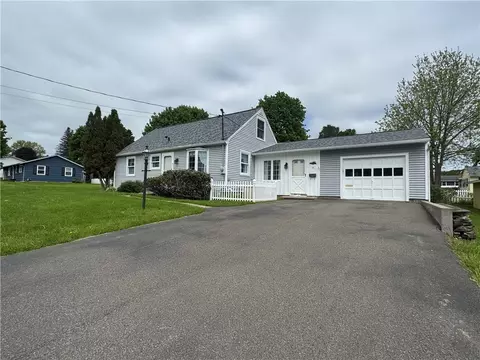 18 Eric St, Norwich, NY 13815