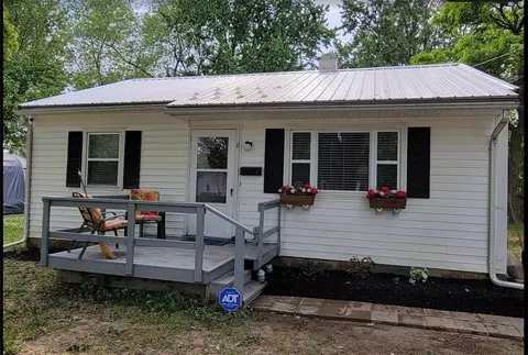 8 Chief Seneca Ave, Seneca Falls, NY 13148