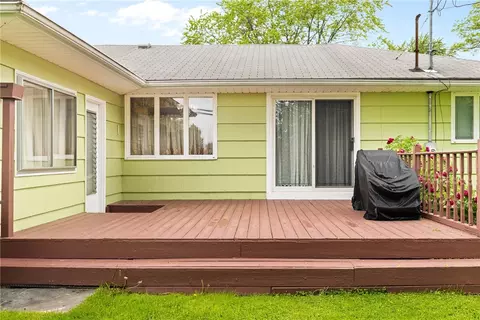 112 Lafayette Rd, Irondequoit, NY 14609 photo 42