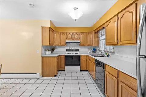 112 Lafayette Rd, Irondequoit, NY 14609 photo 12