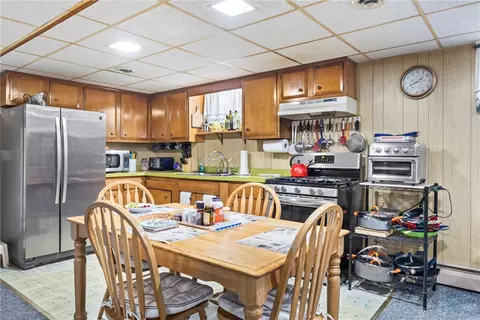 112 Lafayette Rd, Irondequoit, NY 14609 photo 33