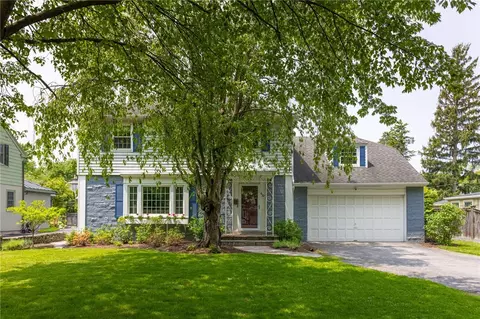 419 Antlers Dr, Rochester, NY 14618