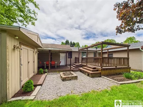Exterior - 713 Prince St, Olean, NY 14760 photo 5 of 7