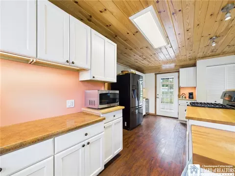 Kitchen - 713 Prince St, Olean, NY 14760 photo 4 of 5